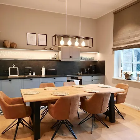 Getaway In East Frisia Elegant Lakeside Feriehus