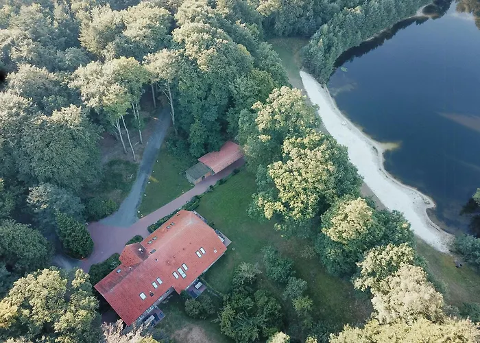 Getaway In East Frisia Elegant Lakeside Дом отдыха